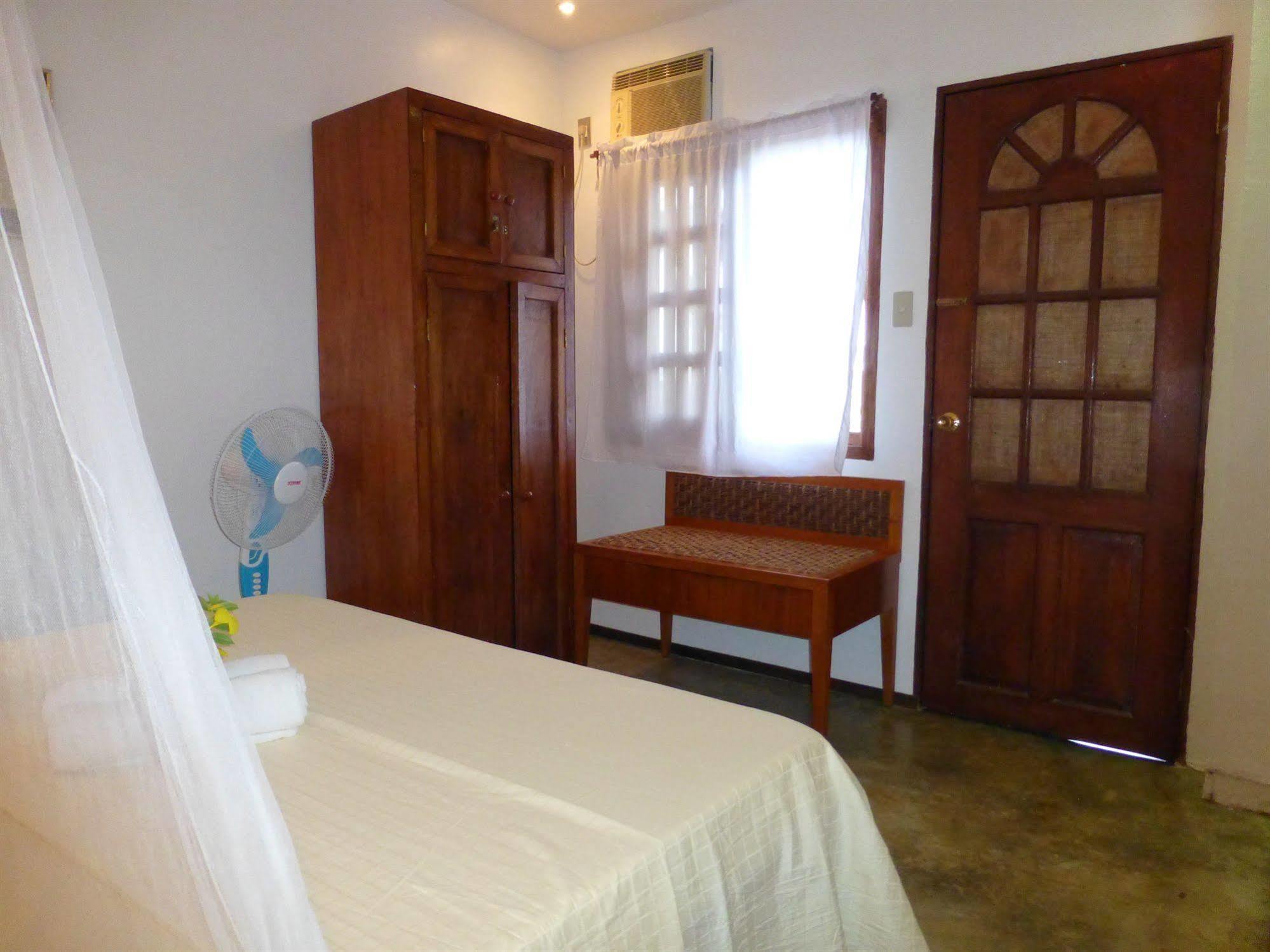 Talima Beach Villas & Dive Resort Cebu Eksteriør billede