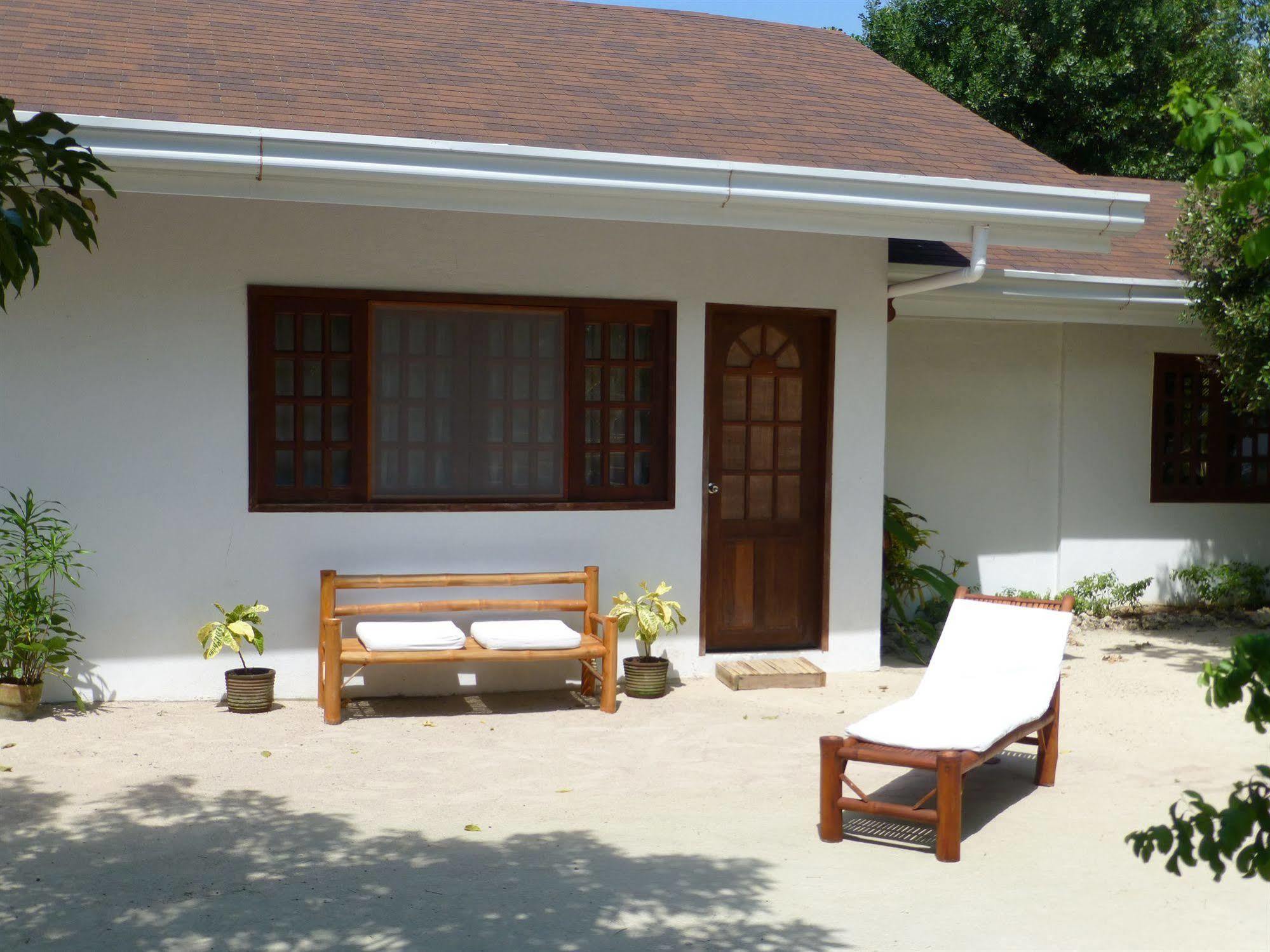 Talima Beach Villas & Dive Resort Cebu Eksteriør billede